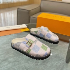 Louis Vuitton Slippers